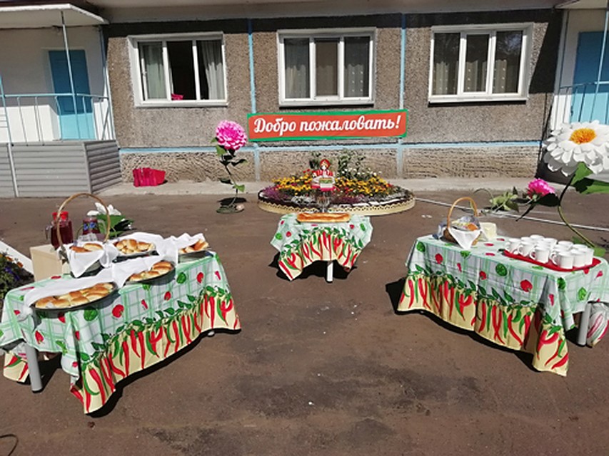 Идею дошкольники и воспитатели презентовали сегодня, 15 августа, самым настоящим гастрономическим фестивалем «ПирожокФест». Фото: пресс-служба городской администрации