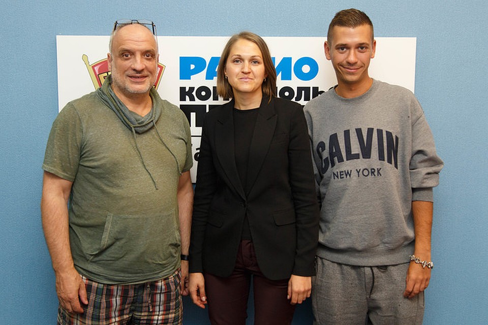 Александр Плющ-Нежинский, Мария Пожидаева и Тадас Шимилёв в студии радио «Комсомольская Правда в Петербурге»