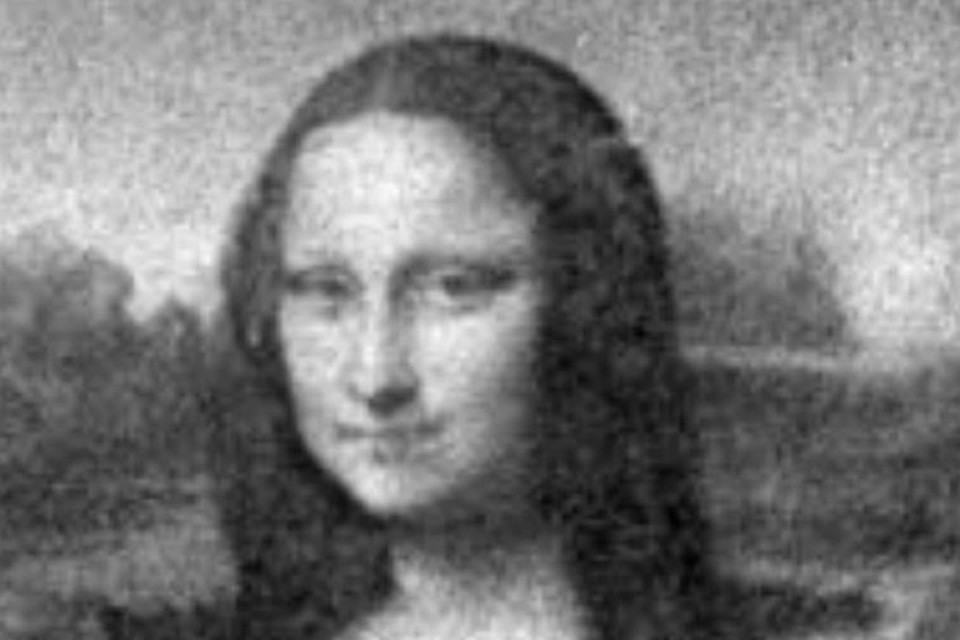 Группа ученых из Римского университета Ла Сапиенца нарисовали миниатюрную Мону Лизу с помощью бактерий!