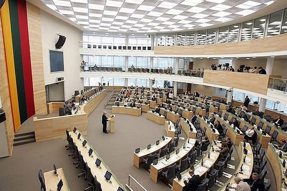 В Литве задумались о сокращении числа членов Сейма.