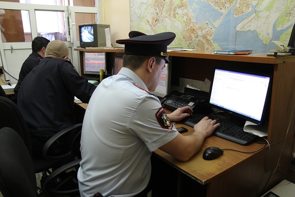 ДТП в Ангарске: автомобиль врезался в дом и повредил газовую трубу