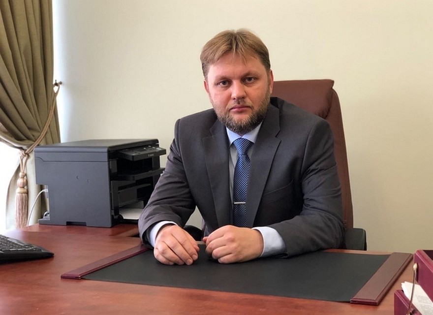 Алексей Дементьев работает в музее уже восемь лет.