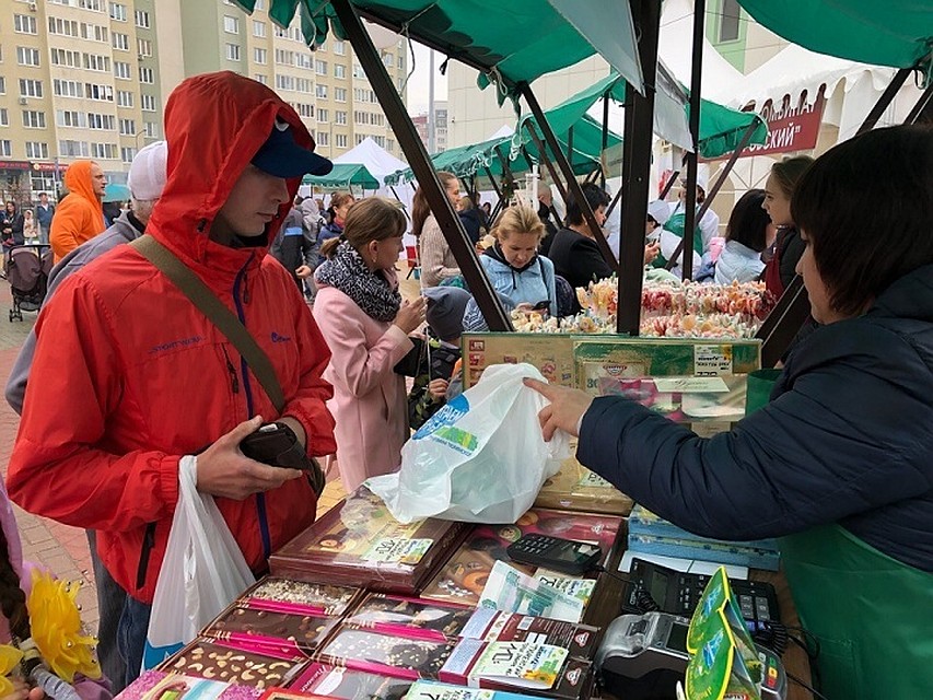 Тюменцы могут купить продукцию рядом с домом