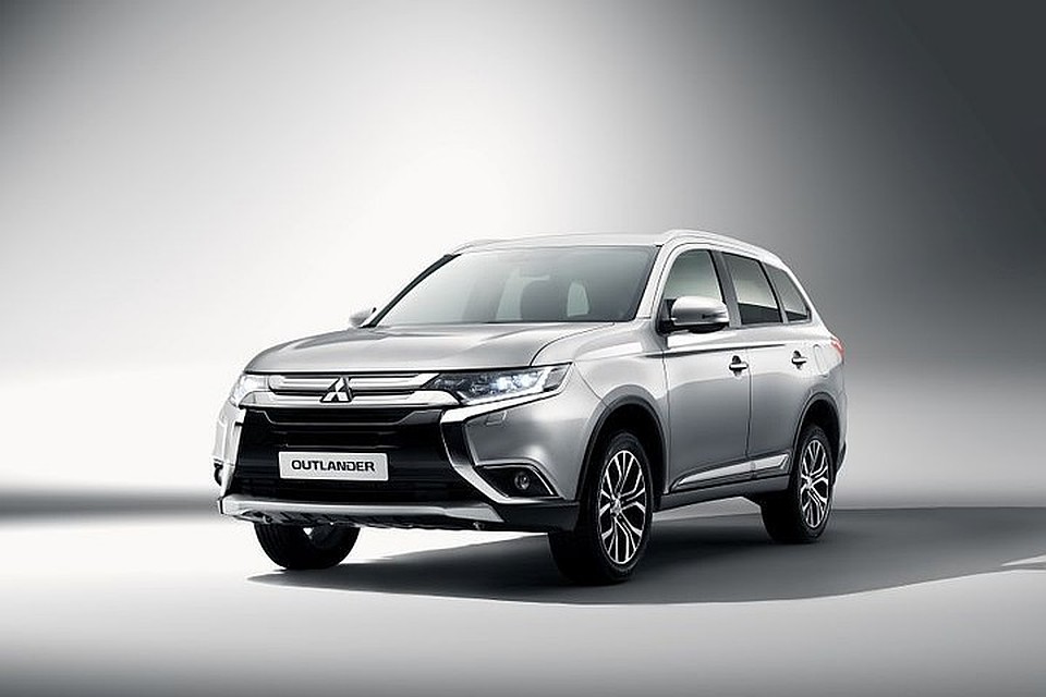 Mitsubishi Outlander стал самым популярным кроссовером в Петербурге. Фото: Mitsubishi Motors