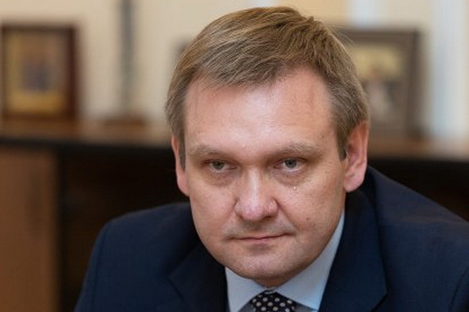 Евгения Каратушина представили главе Псковской области Михаилу Ведерникову.