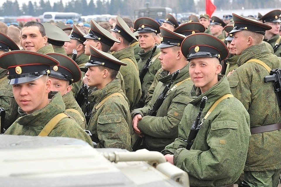 Не всем армия по душе, иногда сбегают и скрываются...