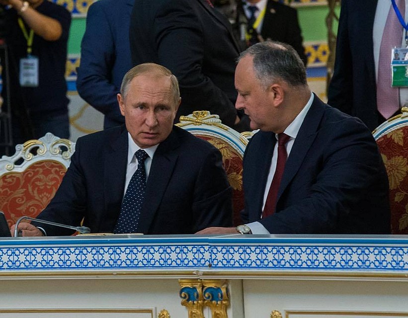 Владимир Путин и Игорь Додон.