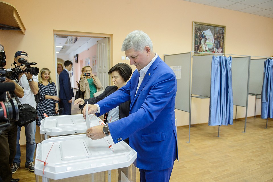 Глава региона взялся за переформатирование правительства области почти сразу выборов.