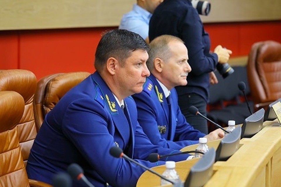 Александр Воронин согласован на должность прокурора Иркутской области. ФОТО: пресс-служба ЗС.