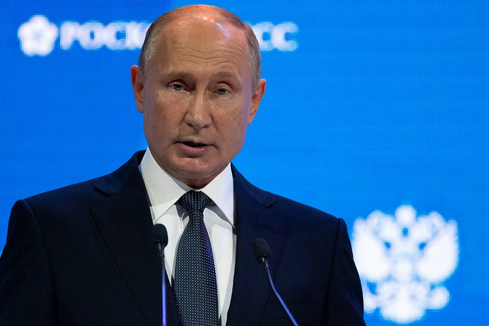 Президент напомнил и о том, что рано списывать со счетов такой источник энергии, как уголь