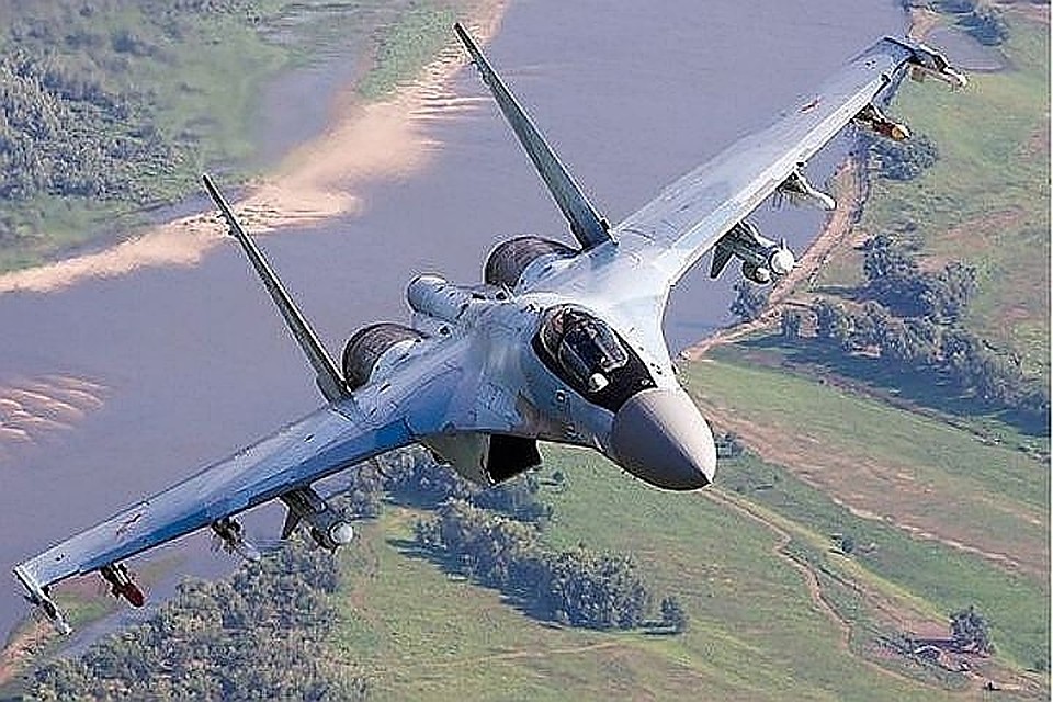 Поставка российских Су-35 в Индонезию отложена из-за возможных санкций США