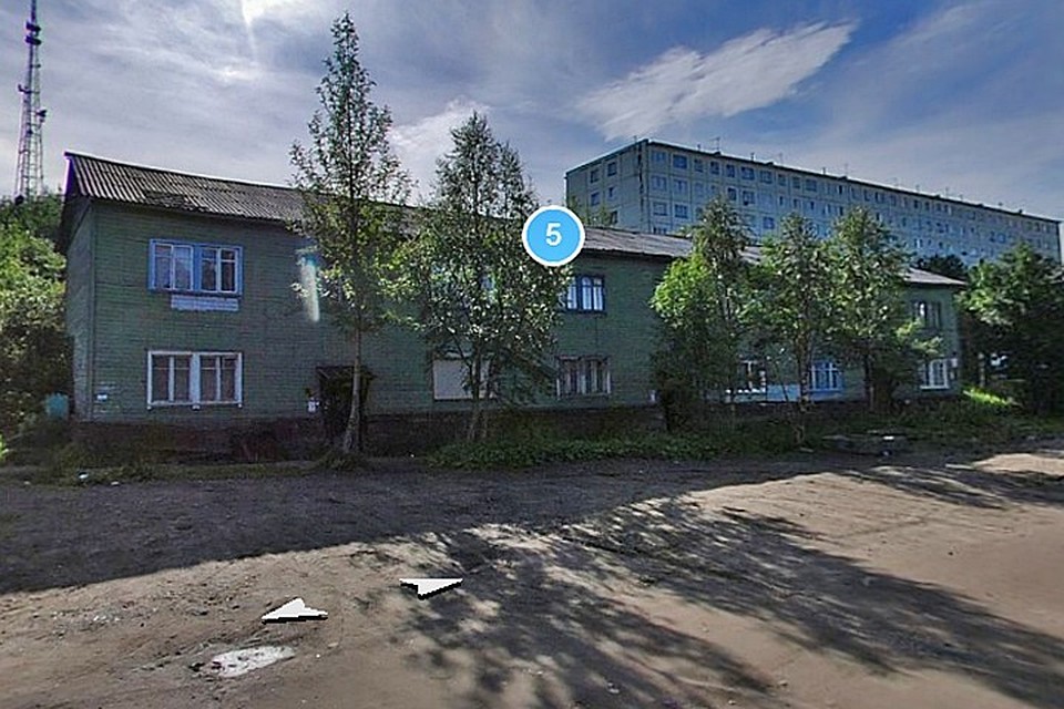 Старые деревянные дома сгорают в Мурманске буквально каждую неделю. Вот и двухэтажку на Куйбышева постигла эта горькая участь. Фото: Яндекс-карты