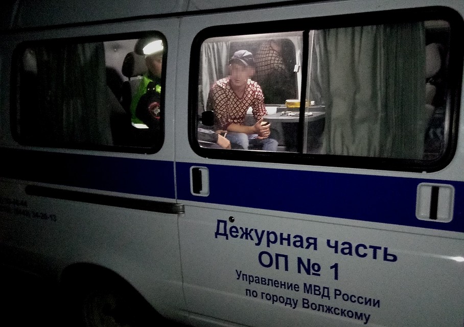 Злоумышленник украл кошелек у новой знакомой