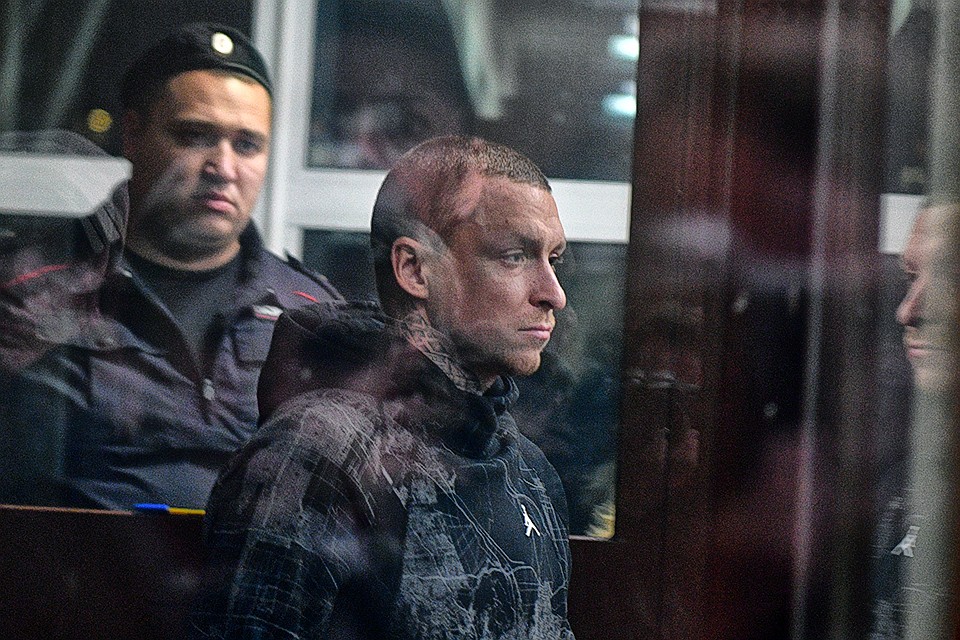 Павел Мамаев в помещении суда.