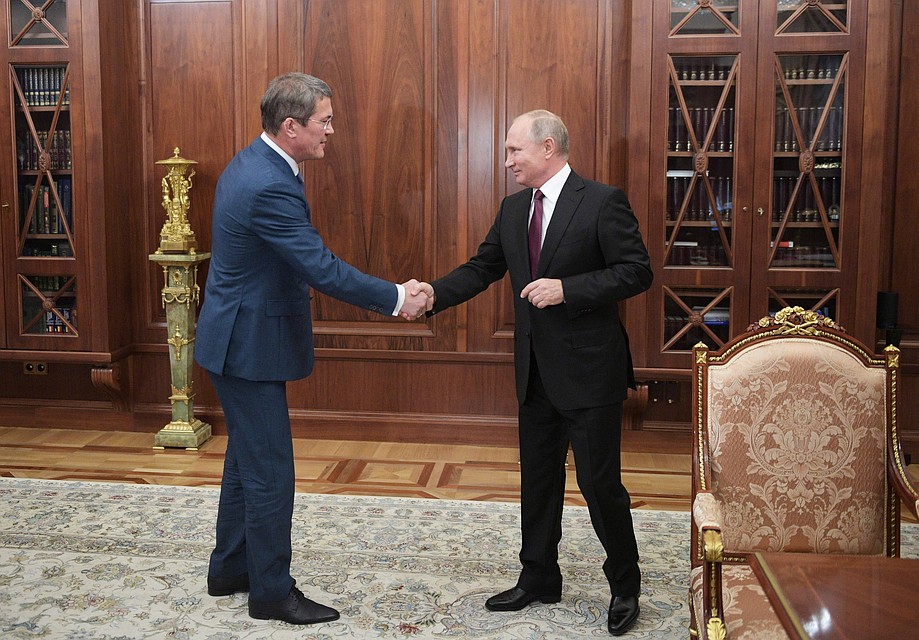 11 октября Владимир Путин назначил двух и.о. глав регионов. Алексей Дружинин/пресс-служба президента РФ/ТАСС