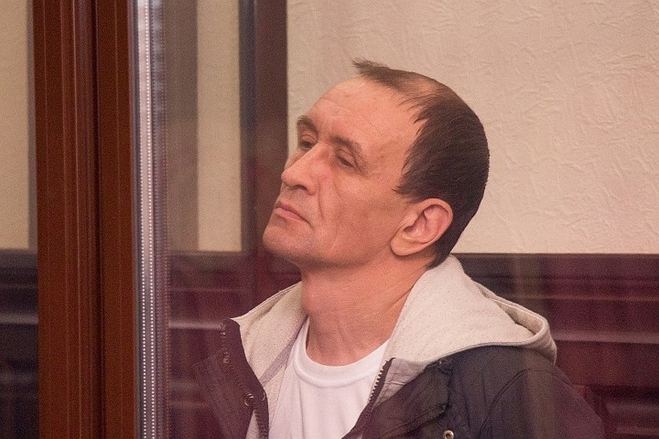 Сергей Генин отказался знакомиться с вещественными доказательствами по уголовному делу о пожаре в "Зимней вишне"