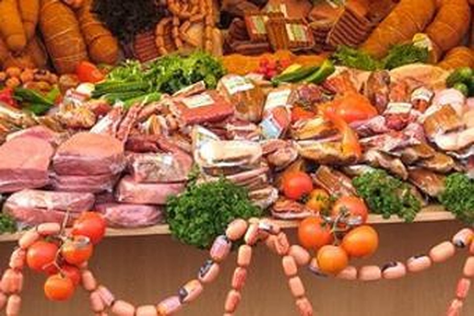 Тюменцам предлагают выбрать самую вкусную местную колбасу и сметану