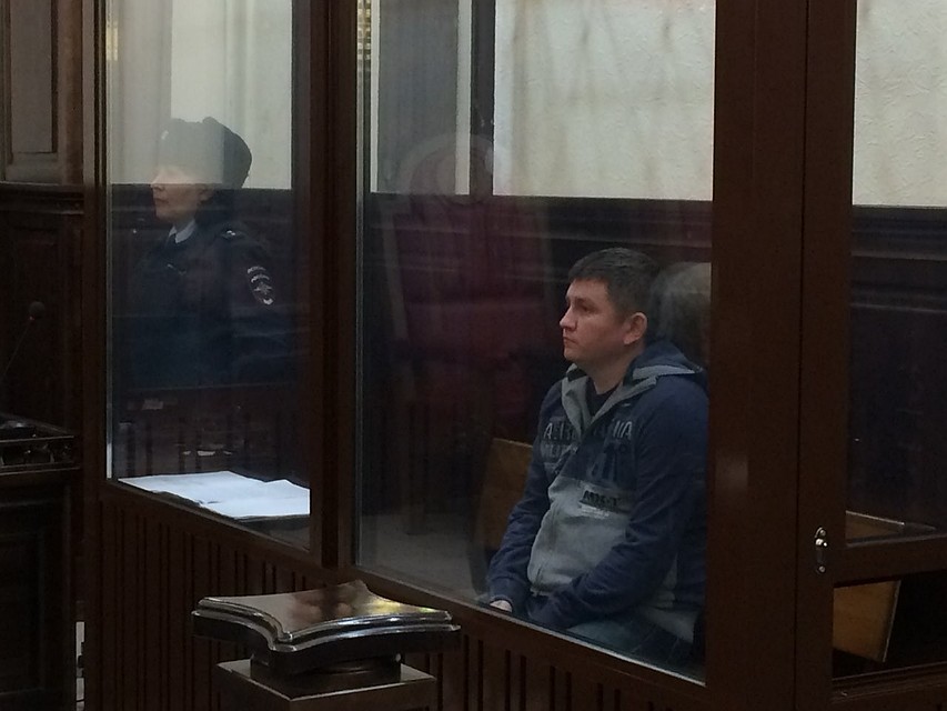 Эдуард Комков будет находится в том же СИЗО, что и мать