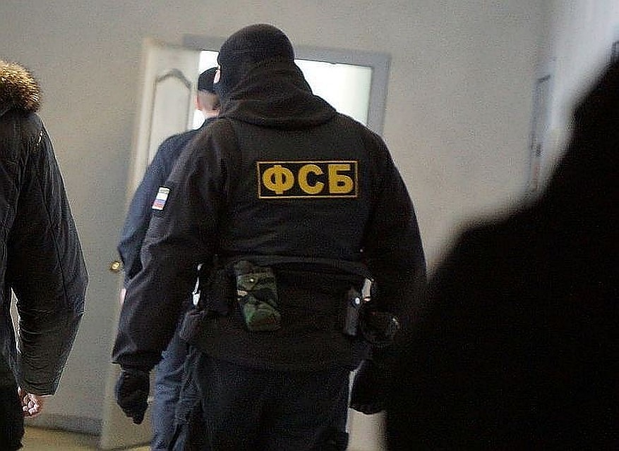 Задержанному подростку незадолго до самоподрыва звонил 17-летний архангельский анархист.