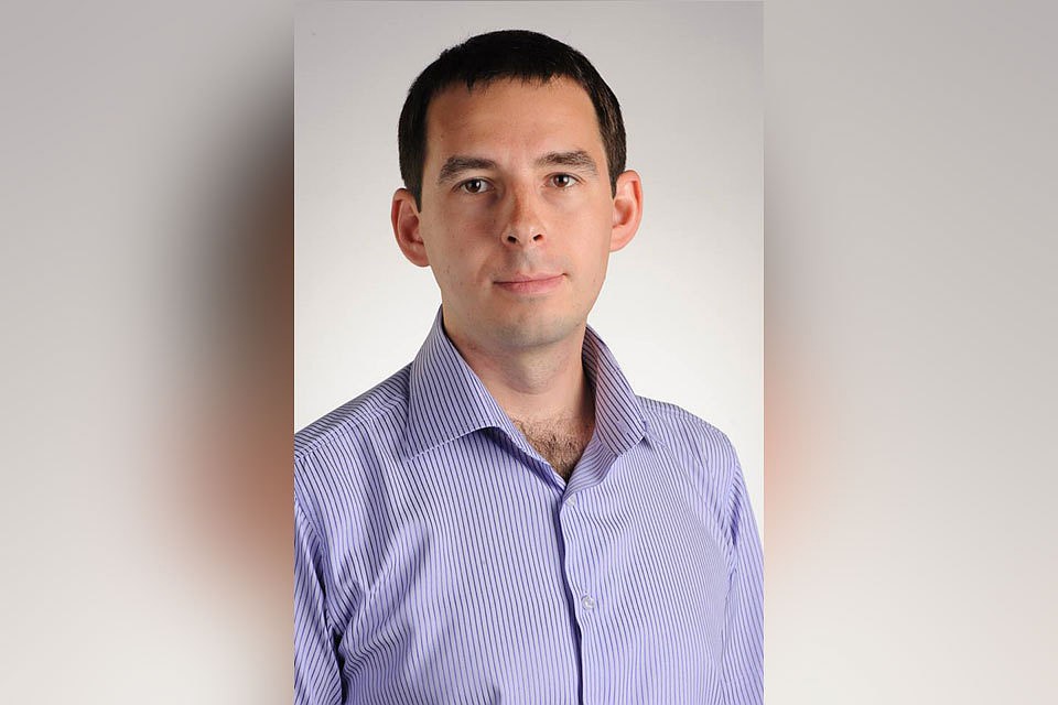 Гость студии - Антон Рубин, руководитель общественной организации «Домик детства»