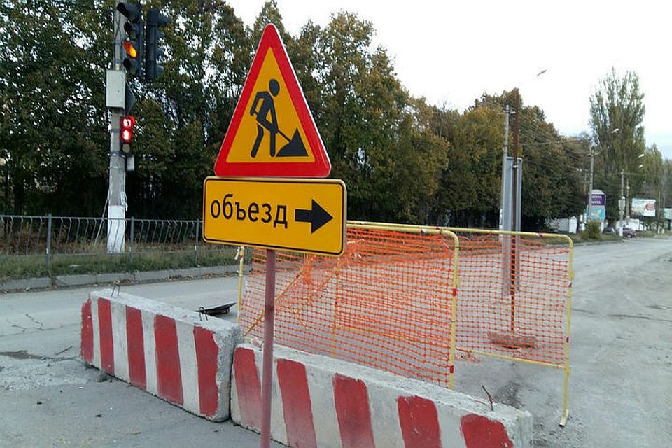В Симферополе продолжается ремонт дорог