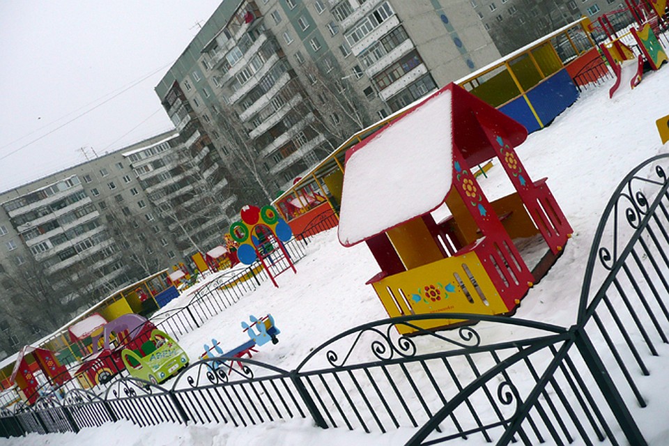 Дети вернулись в группы после проверки на безопасность здания детсада