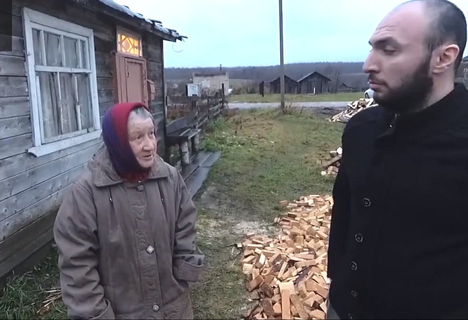 Помощь пенсионерке пришла из разных уголков страны. MRZLK