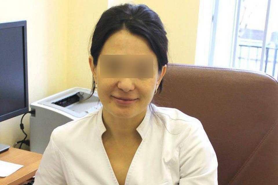 В настоящее время главврач задержана.