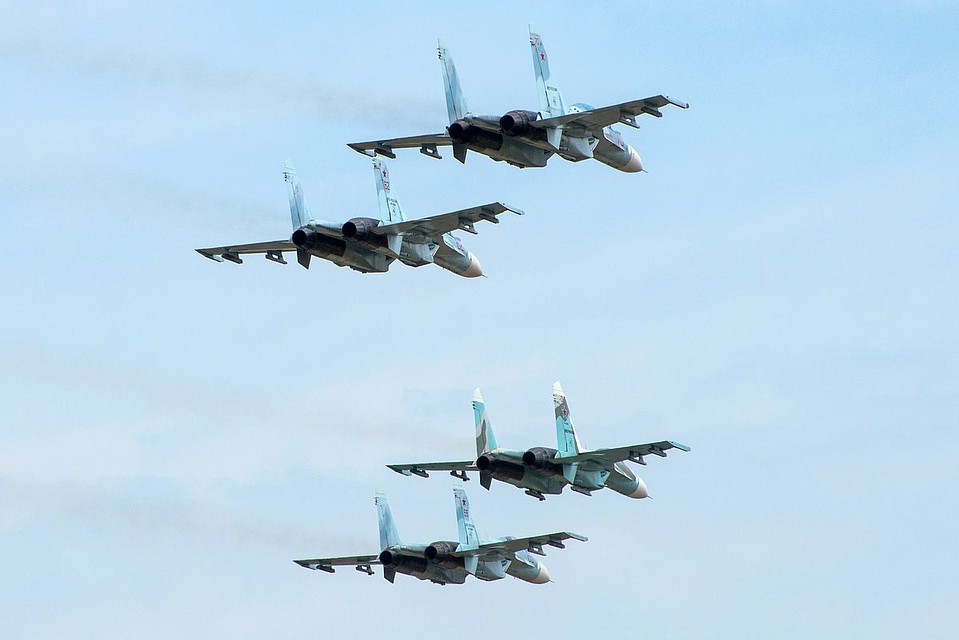 Разведку у границ России провели 16 летательных аппаратов