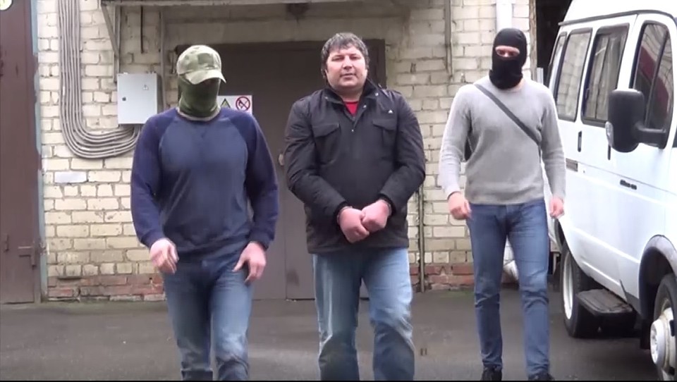 На видео мужчина рассказывает, за что он задержан Фото: кадр из видео