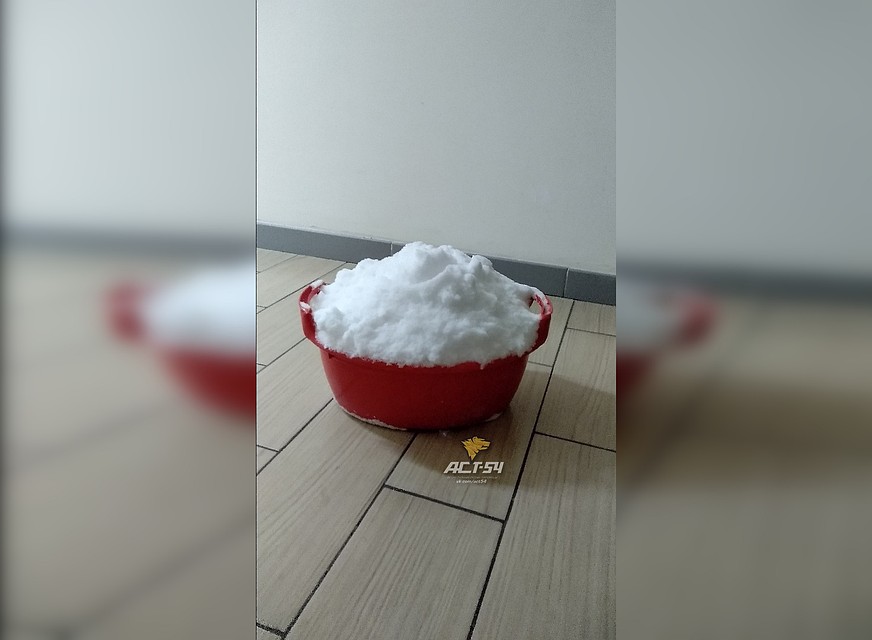 Жильцы нового микрорайона сутки сидят без воды.