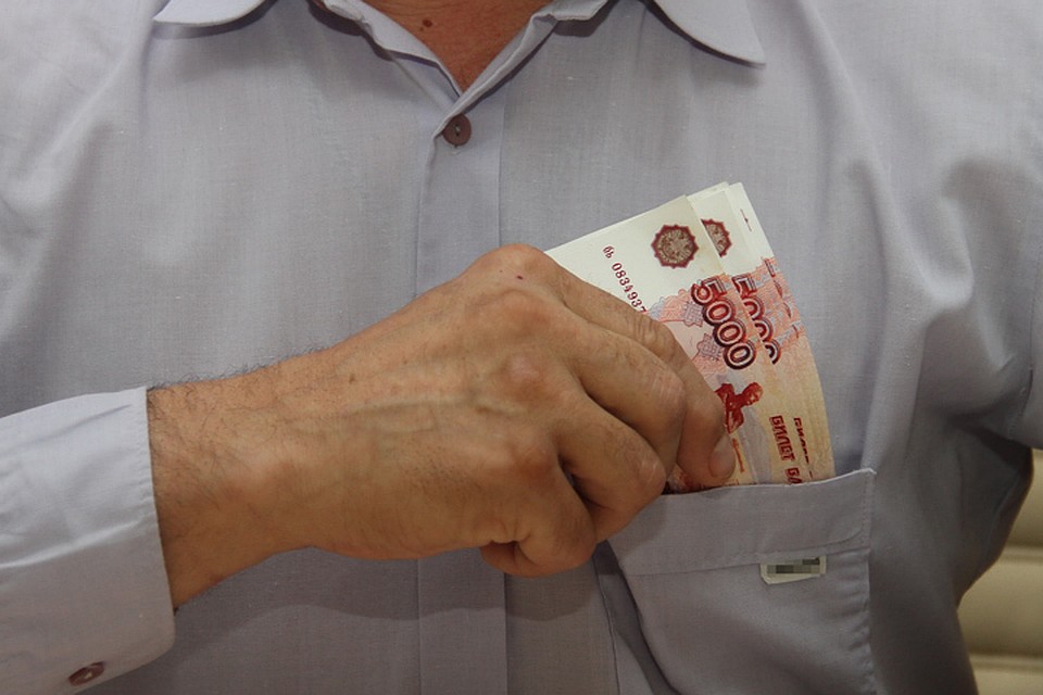 Два предпринимателя по фальшивым документам получили 400 тысяч рублей в Иркутской области.