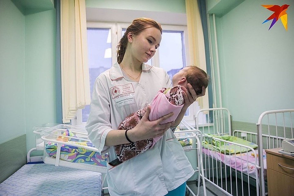 Валерия вот уже полгода ухаживает за младенцами в больнице