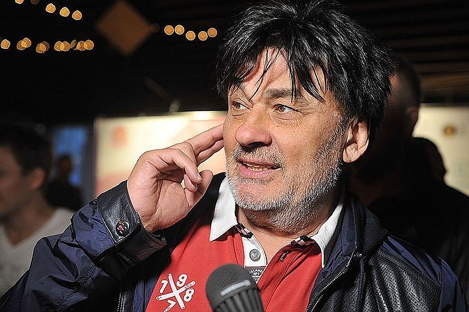 Александр Серов