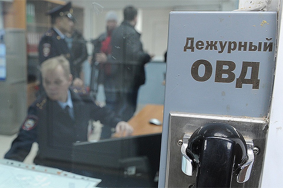 Потерпевшая несовершеннолетняя заявила, что сотрудники ОВД Замоскворечье позволяли себе грубые высказывания в её адрес.