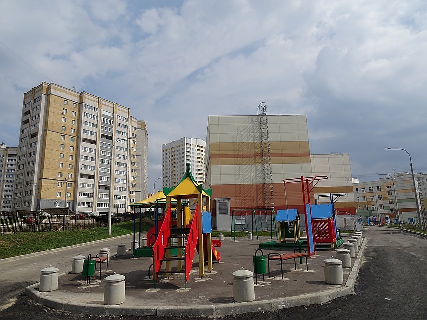 Школа в районе 8 ЮЗ