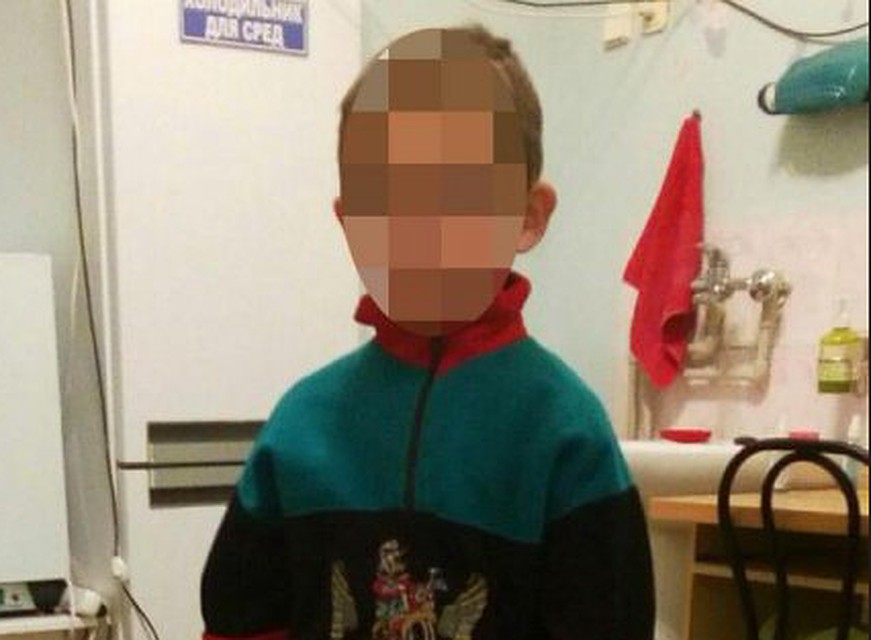 В детской больнице, у мальчика обнаружили следы от побоев. Фото: facebook.com/Патрульная полиция Украины
