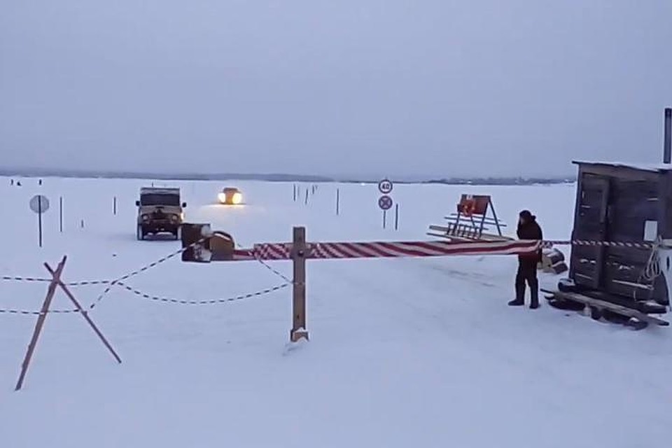Толщина льда в районе Насадки достигла 35 сантиметров. Фото: ГУ МЧС по Пермскому краю.