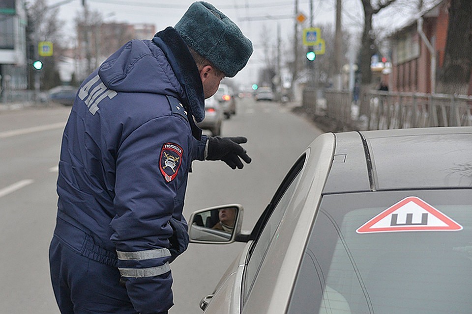 Автоинспекторы проверят, как водители перевозят маленьких пассажиров
