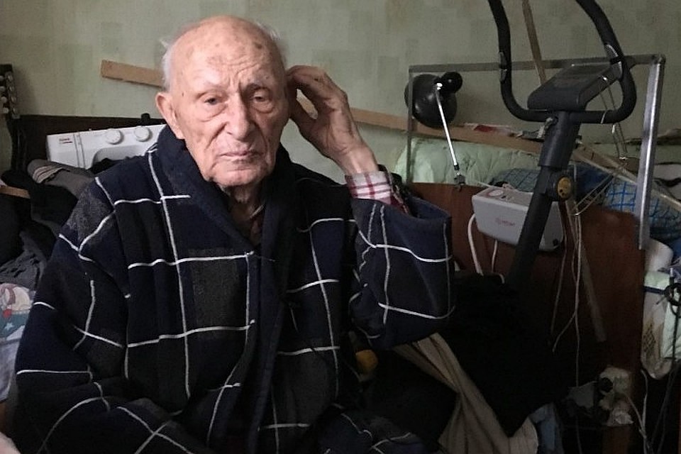 Жаловаться на происходящее Юрий Александрович не хотел, несмотря то, что ветеран лично знаком и Рустамом Миннихановым, и с Ильсуром Метшиным