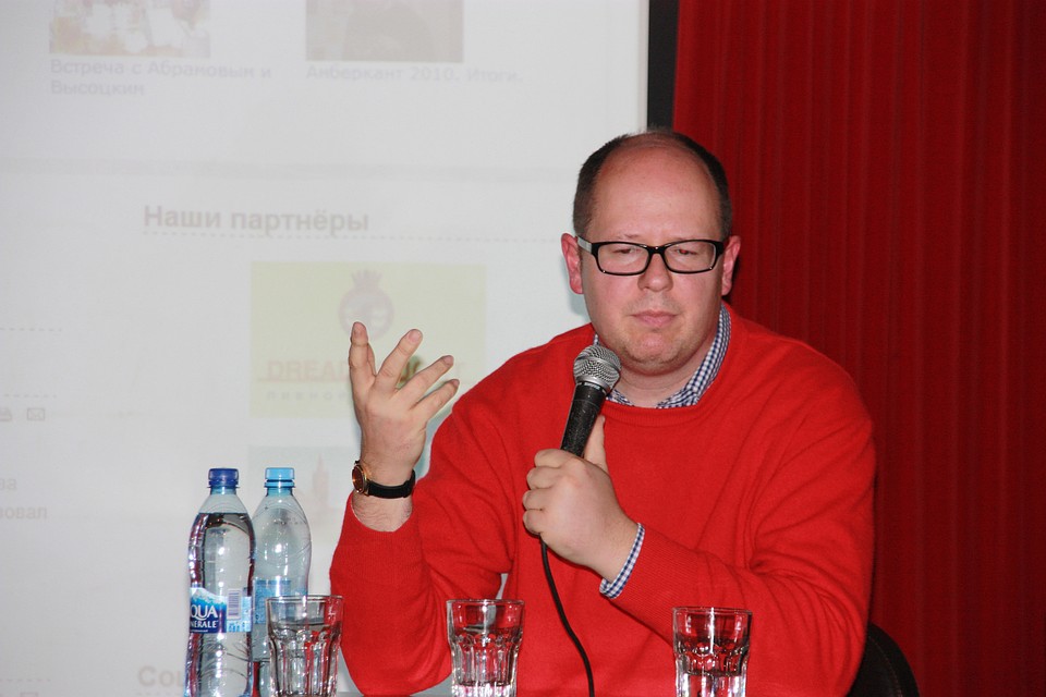 Павел Адамович на встрече с калининградцами