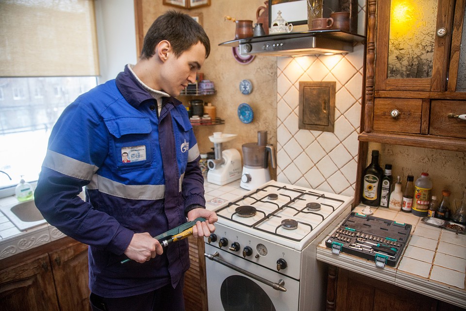 По скидке датчик у лже-газовщиков стоит от 7 по 10 тысяч рублей, без скидки от 14 до 20 тысяч.