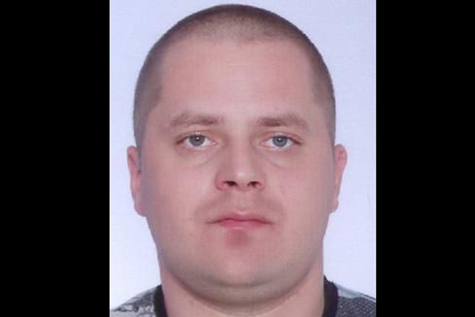 Этот мужчина уверял, что у него есть знакомства в ГАИ и за деньги он может "решить" там определенные вопросы. Фото: УВД.