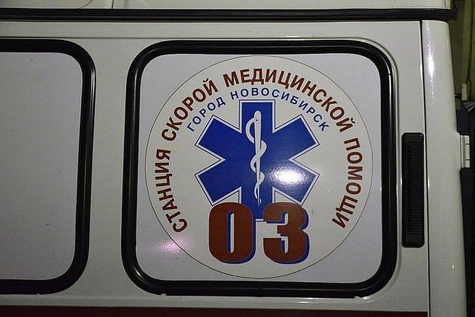 Мужчина получил удар ножом в сонную артерию в общественной бане.