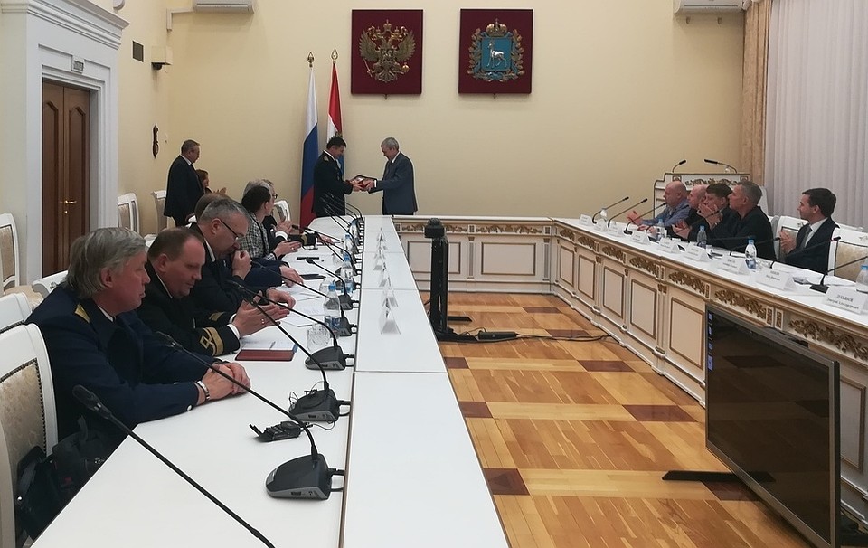 В совещании также участвовали первый вице-губернатор – председатель Правительства Самарской области Александр Нефёдов, депутат Госдумы Александр Хинштейн и другие.
