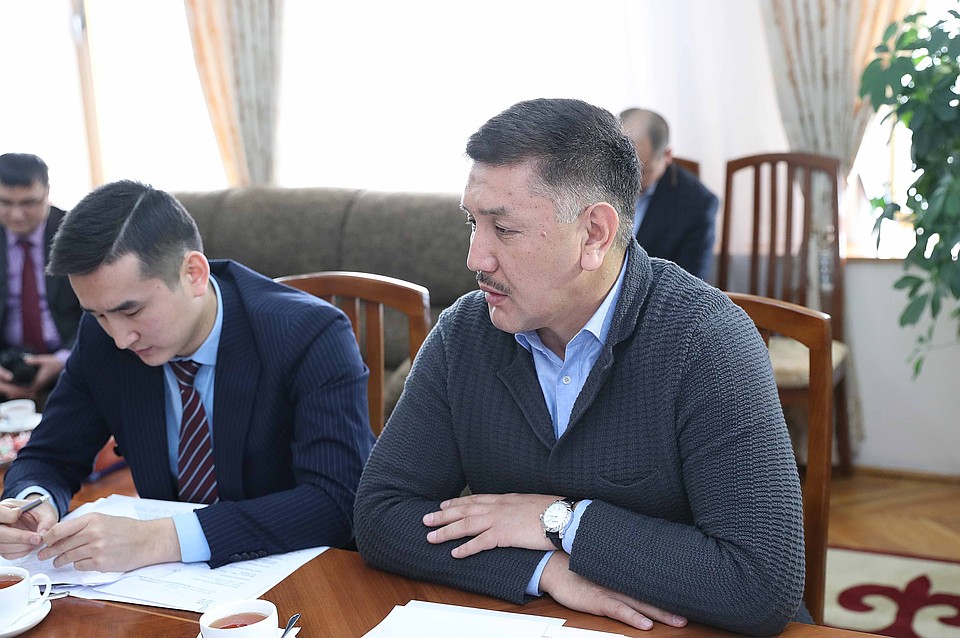 Депутат Торобай Зулпукаров переживает за членов Совета по отбору судей