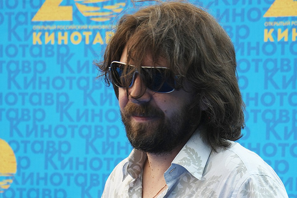 10 лет назад. А вы таким помните Сергея Шнурова?