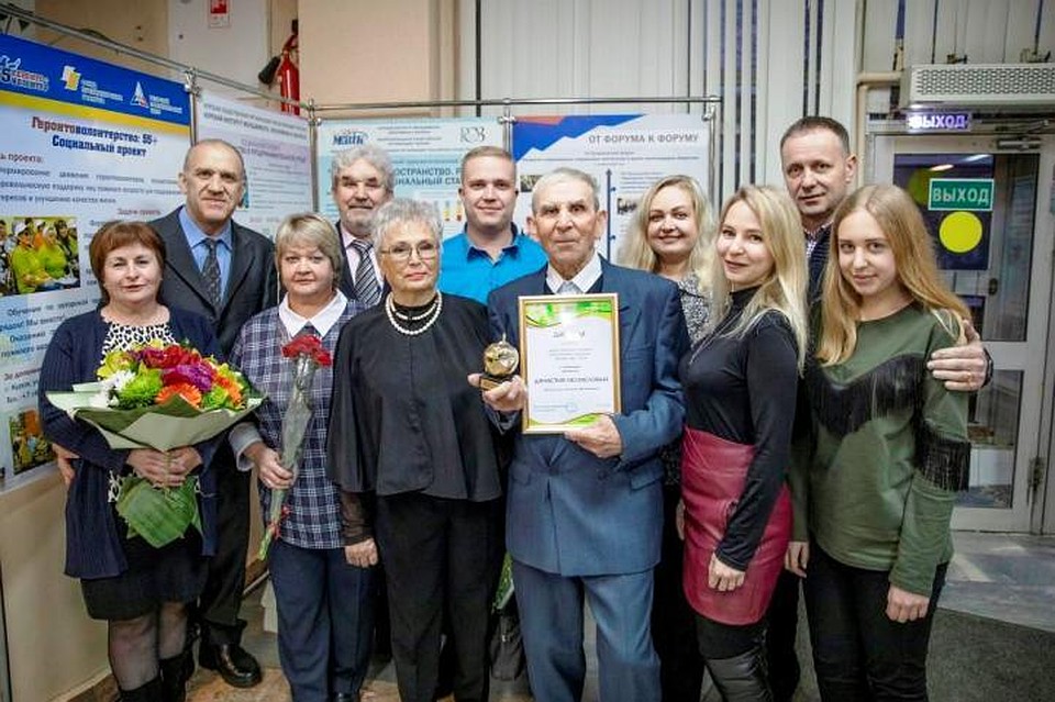 Глава трудовой династии Зотий Несмелов приехал в Железногорск еще в далеком в 1965 году из Костромской области