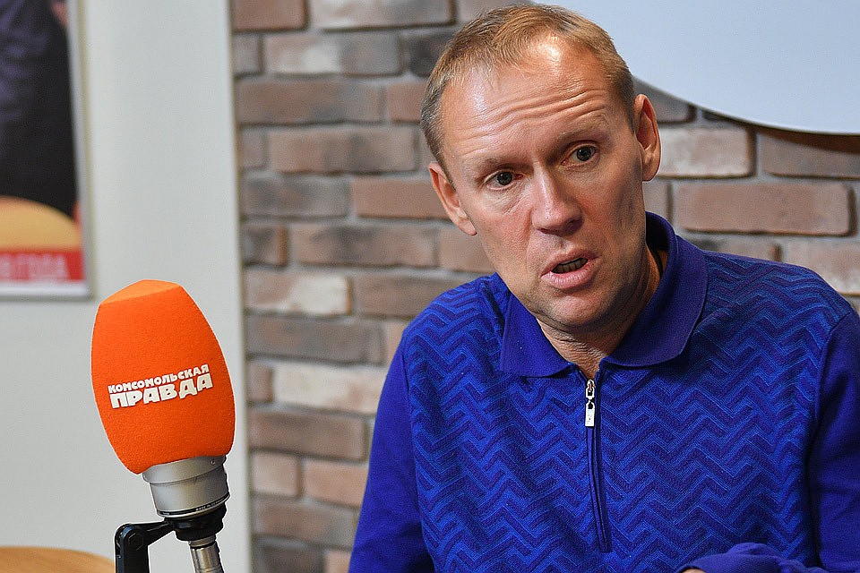 Депутат Андрей Луговой на радио `Комсомольская правда`.