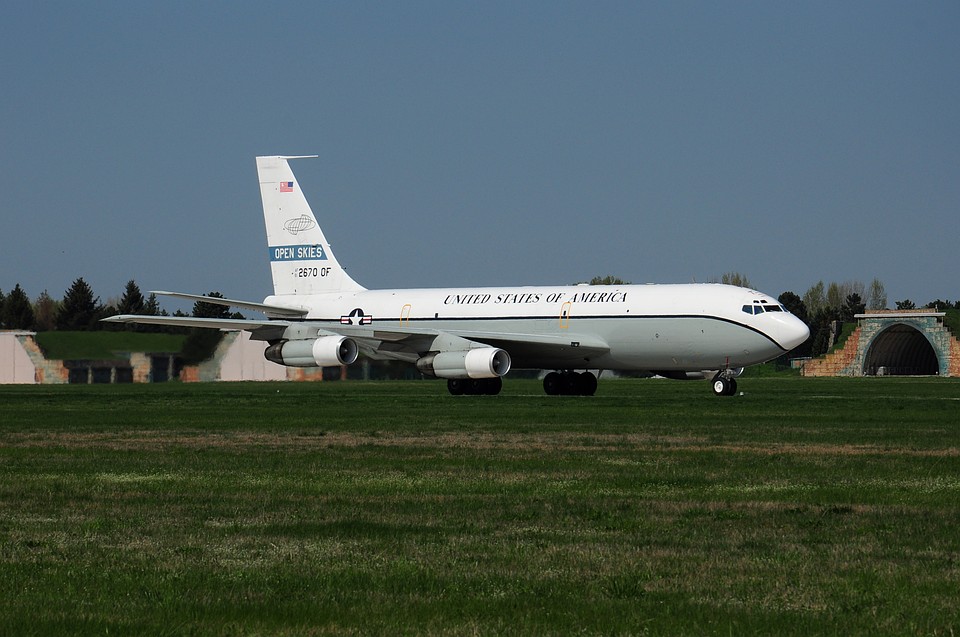 Boeing OC-135B ВВС США совершил наблюдательный полет над Россией